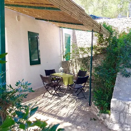 Residenza La Cicala דירה *